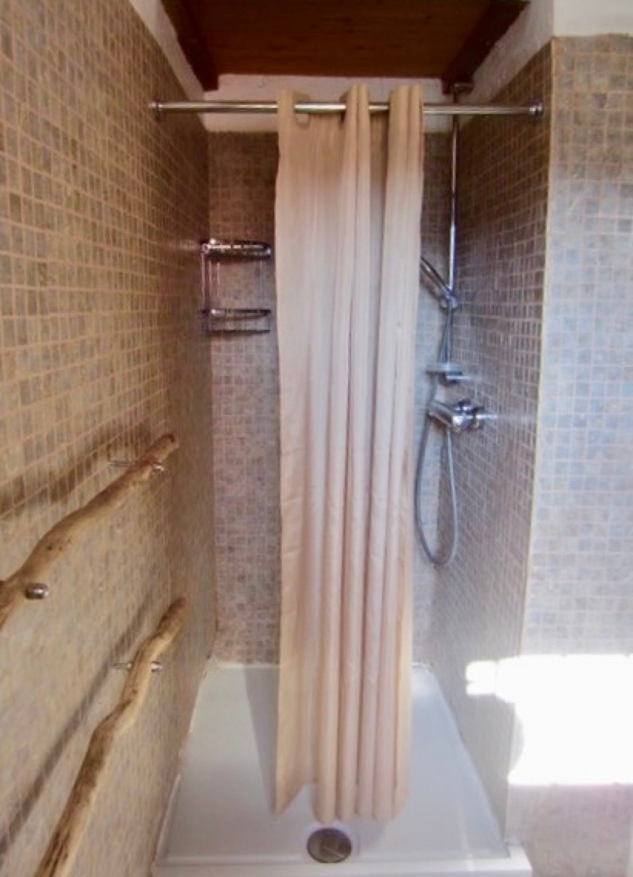 Slaapkamer of badkamer 11